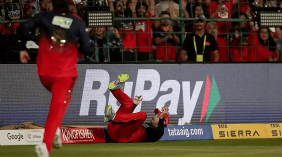 IPL Pulse: Brick-breaking and chase trending